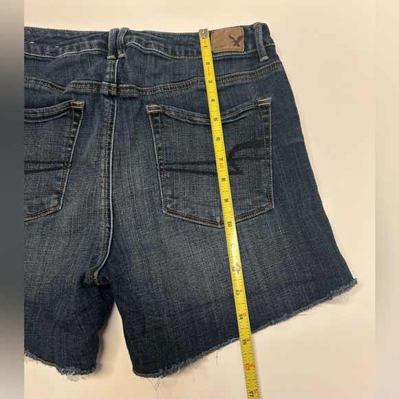 American Eagle Sky High Shortie Cuffed Raw Hem Shorts Size 12 *Run Small 8 - Picture 5 of 16